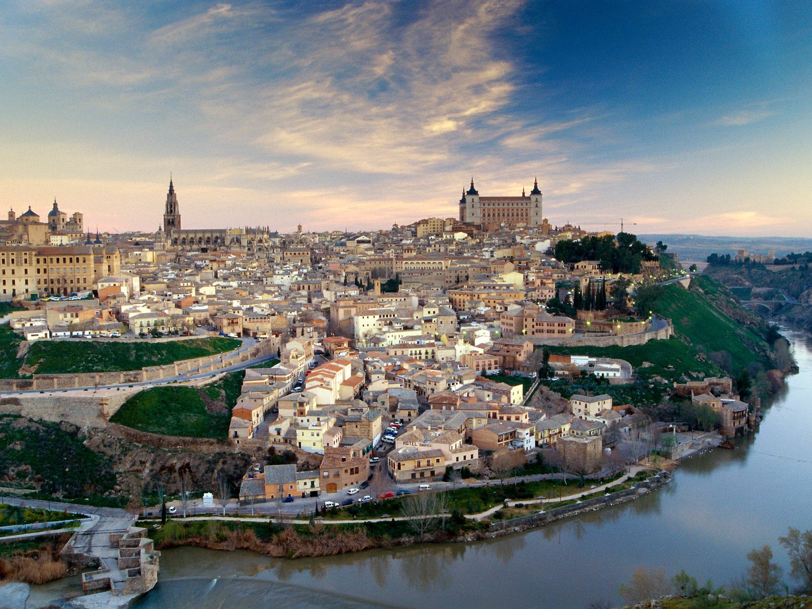 http://www.citypictures.org/data/media/228/Toledo_Spain.jpg
