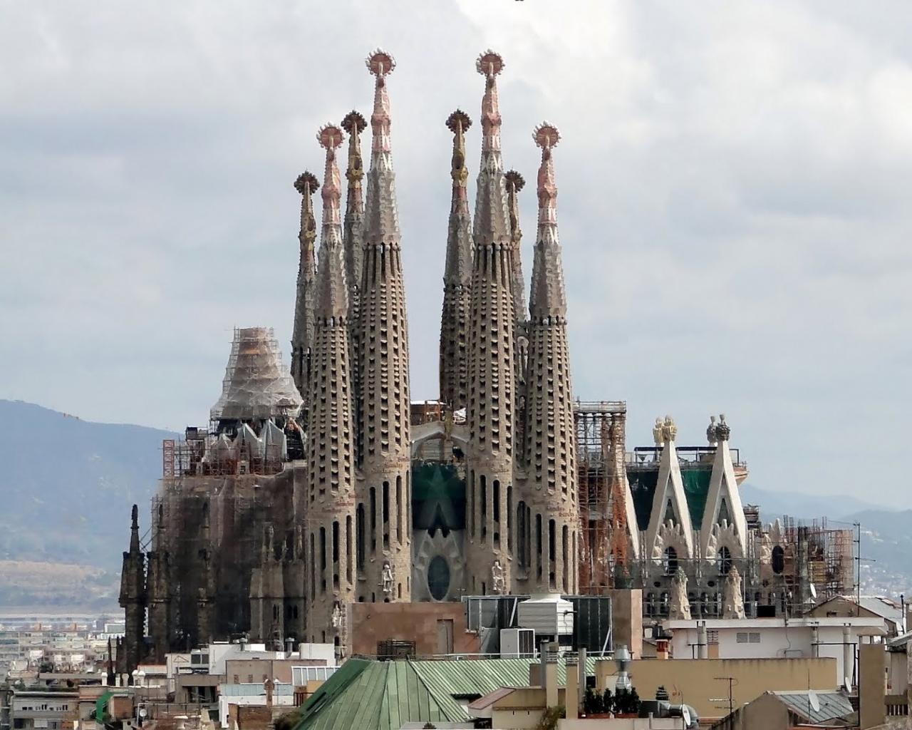 la-sagrada-familia-church-1280 x 1024