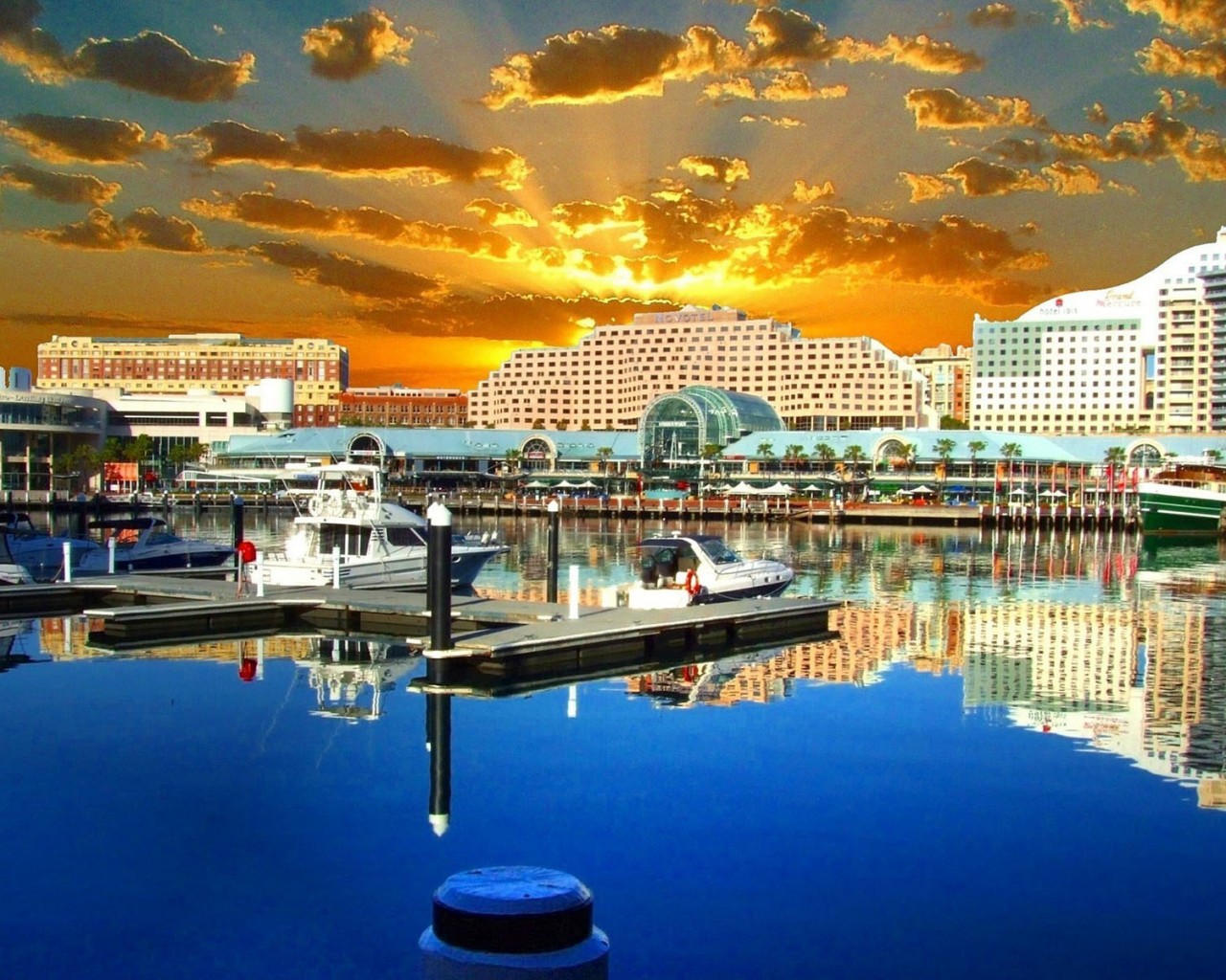 Darling Harbour 1280 x 1024