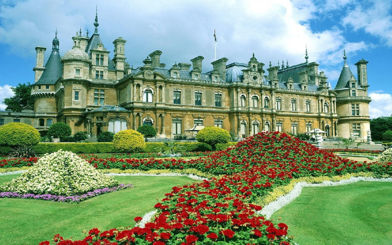 Waddesdon Manor 1280 x 800