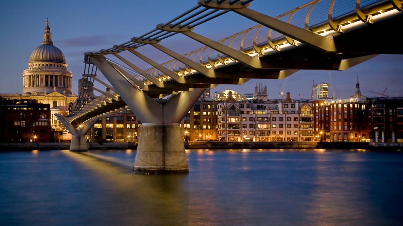 thames-bridge 1366 x 768