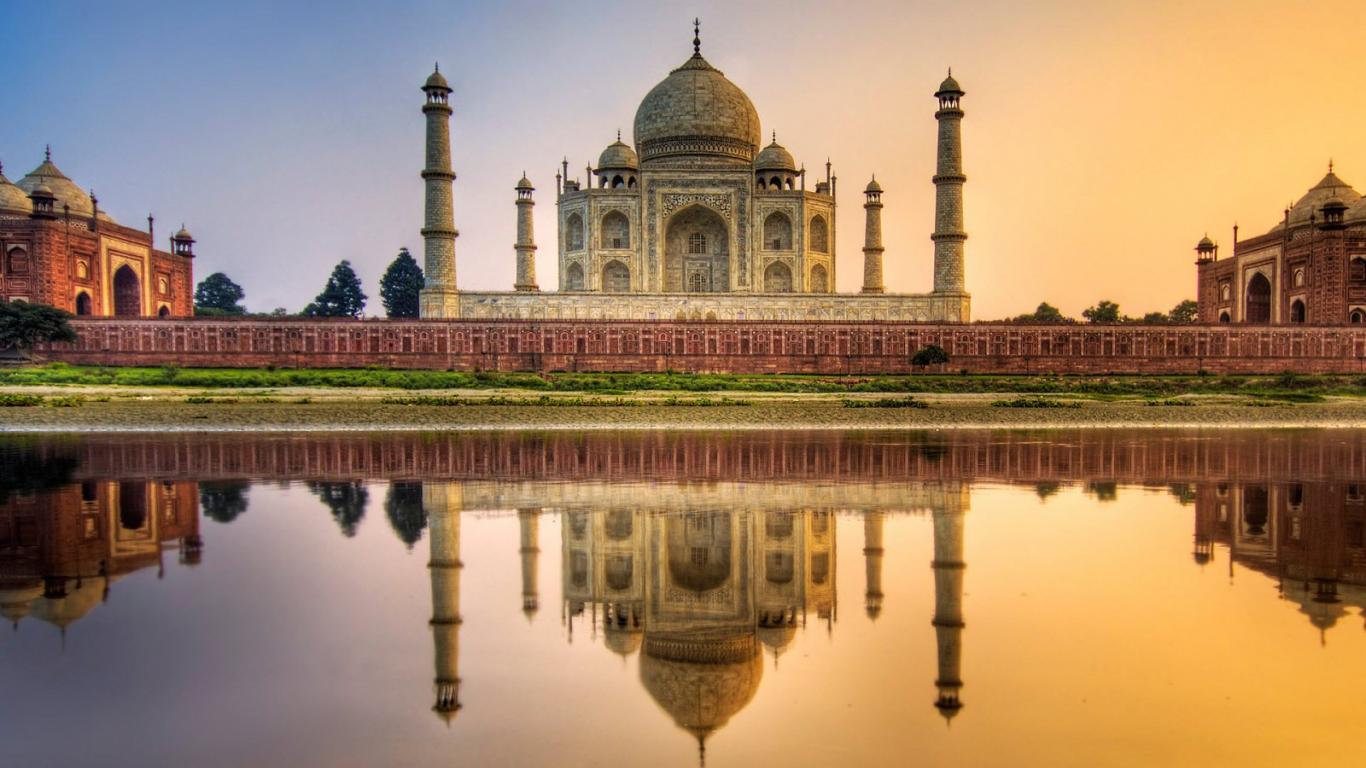 taj-mahal 1366 x 768