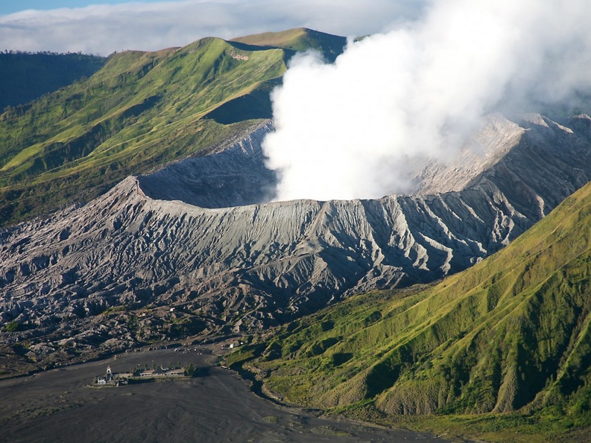 Indonesia bromo closeup