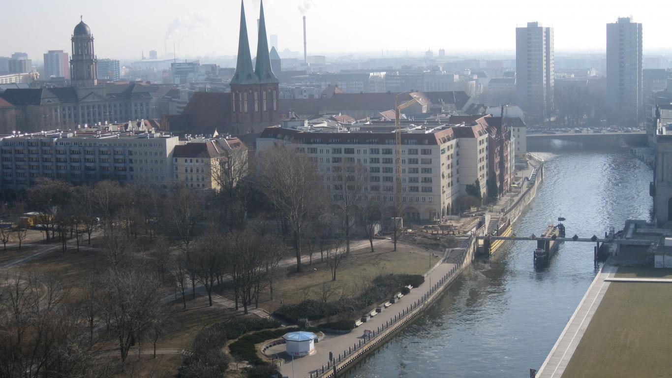 Spree-River germany 1366 x 768