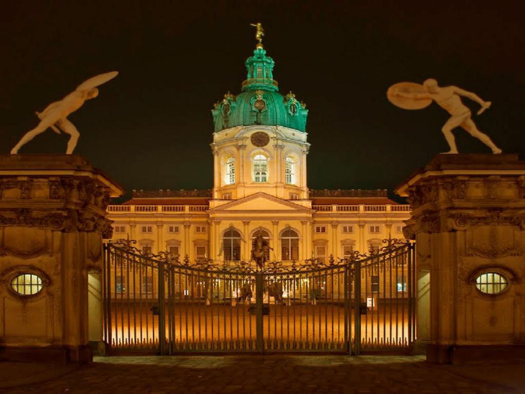 Charlottenburg-Palace 1024 x 768