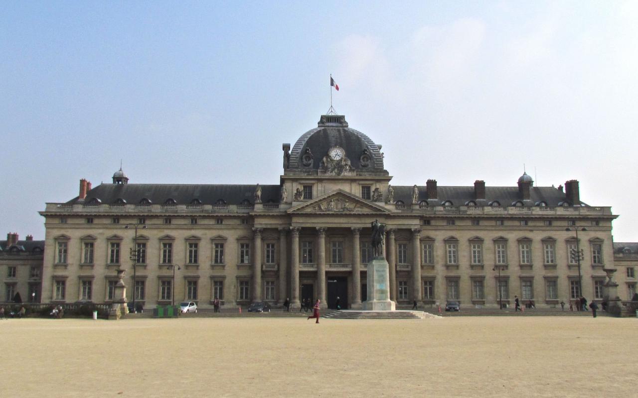 Ecole-Militaire 1280 x 800