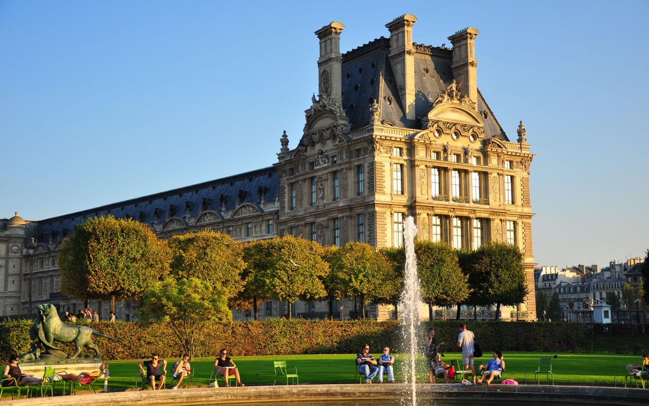 Louvre Museum 1280 x 800