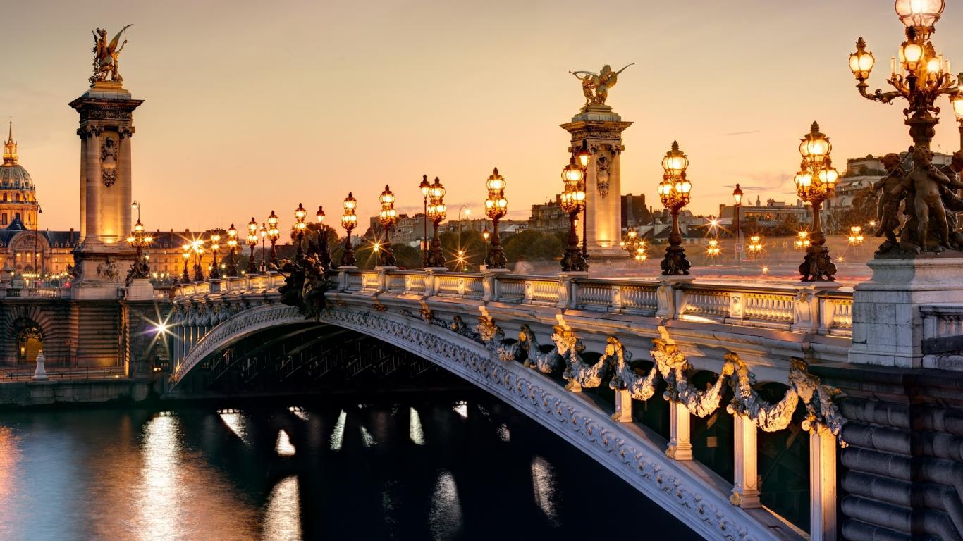 Pont-Alexandre-3 1366 x 768