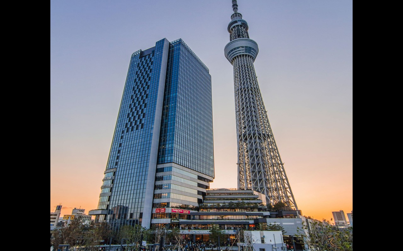 Sky Tree 1280 x 800