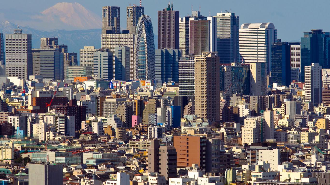 tokyo skyscrapers 1366 x 768