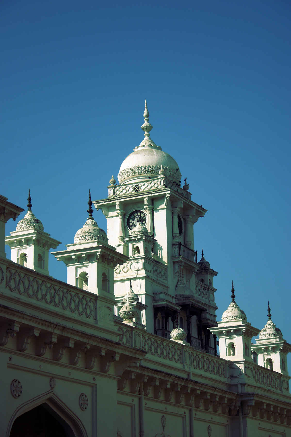 khilwat_palace_located_in_Old_hyderabad_city_a_nizam's_palace_6.jpg
