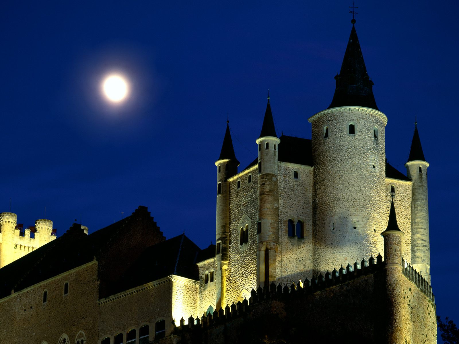 Alcazar Castle Segovia Spain 3