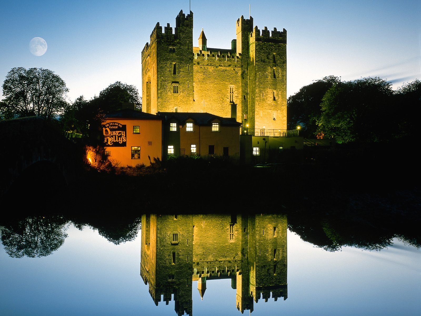 Bunratty Castle County Clare Ireland