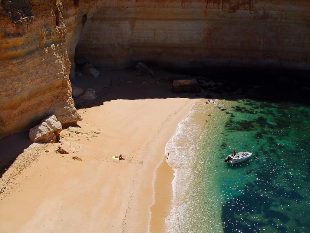 Algarve Camilo Beach 1024 x 768