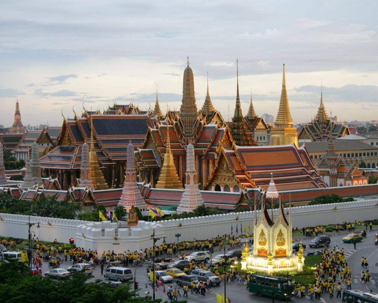 grand-palace 1280 x 1024