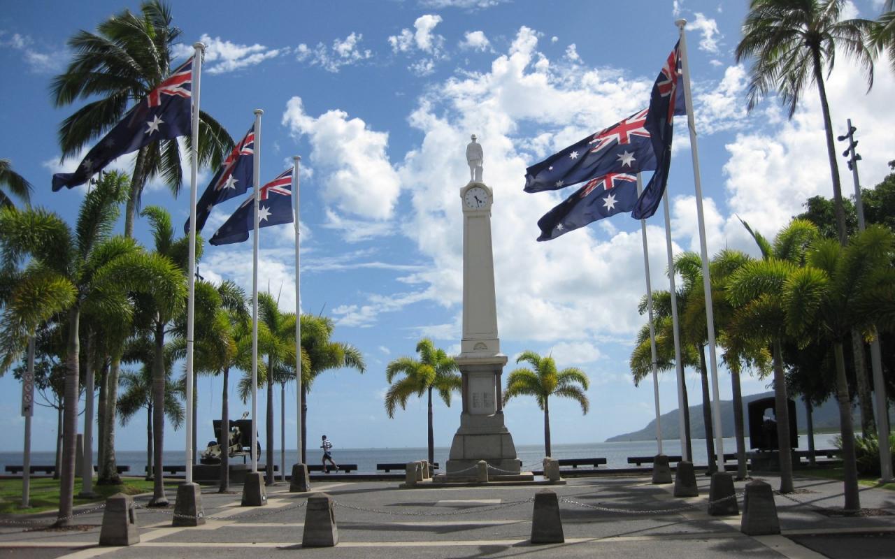 cairns clock tower 1280 x 800