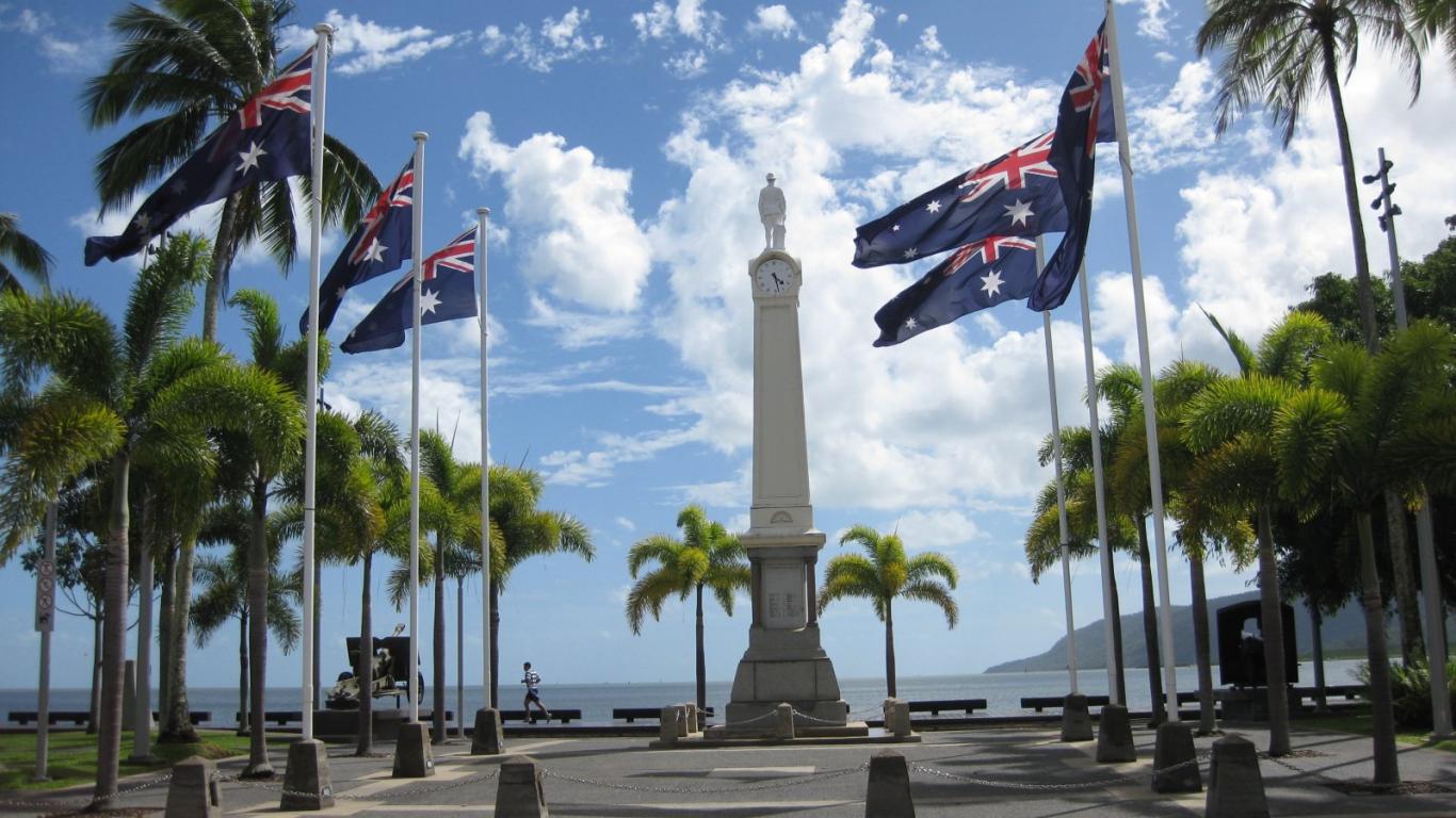 cairns clock tower 1366 x 768