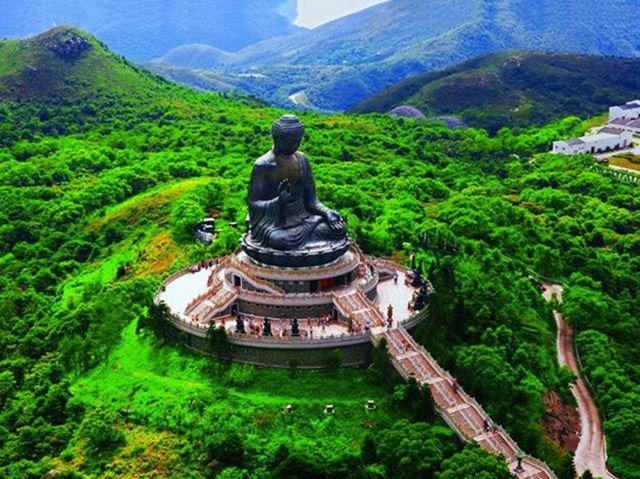 Buddha-monument tian-hong-kong