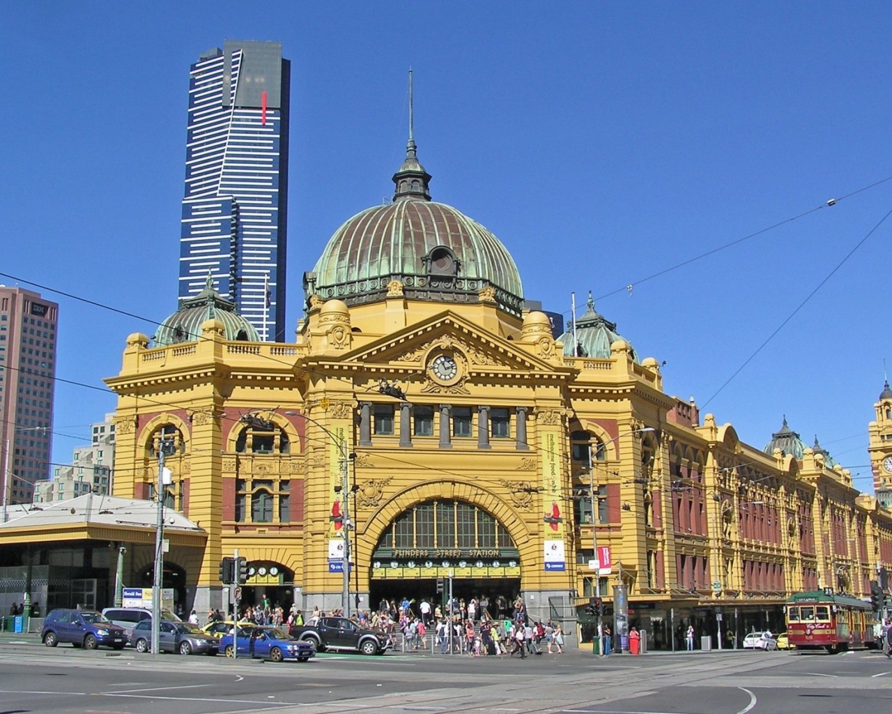 melbourne-flinders-st-station-1024x1280