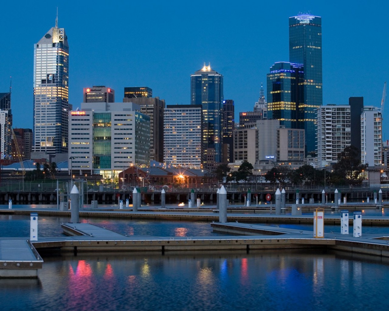 melbourne docklands 1280 x 1024