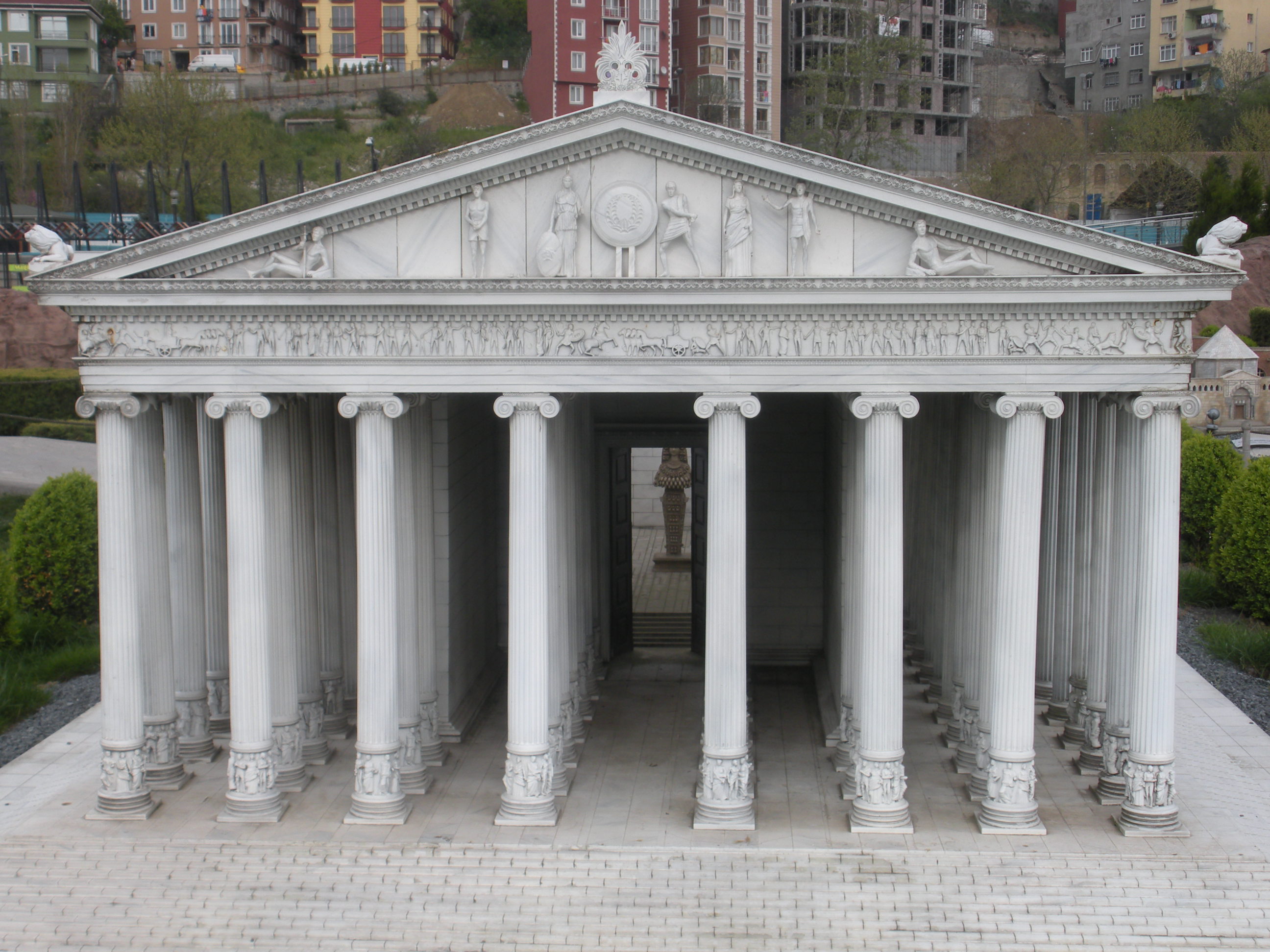 Temple of Artemis at Ephesus 2592 x 1944