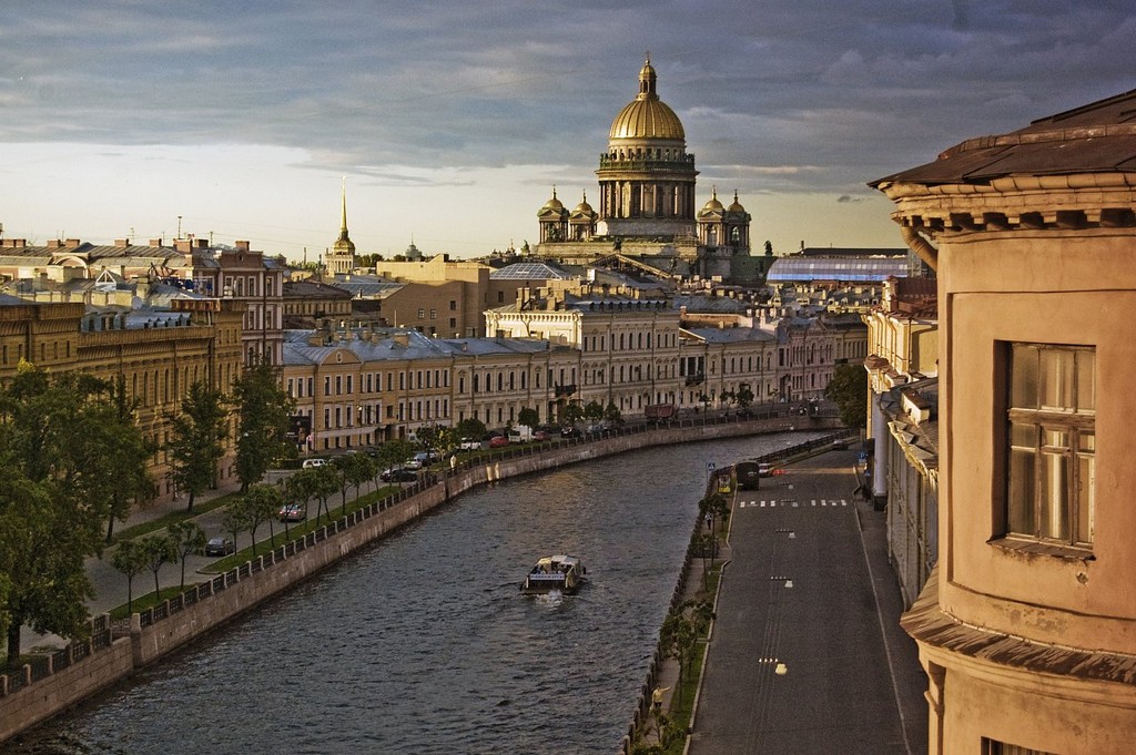 sankt peterburg canal