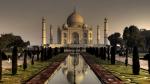 the-taj-mahal-mosque 1366 x 768